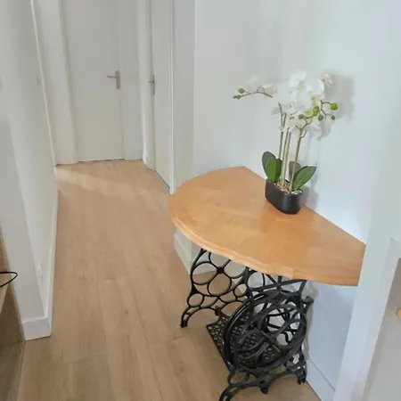 Le Charme Du Sanctuaire 8 Couchages 400m De La Grotte