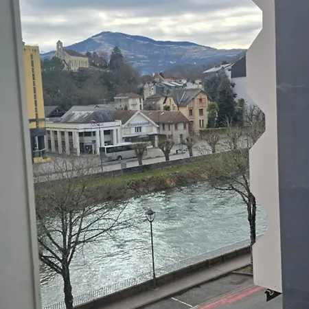 Le Charme Du Sanctuaire 8 Couchages 400m De La Grotte