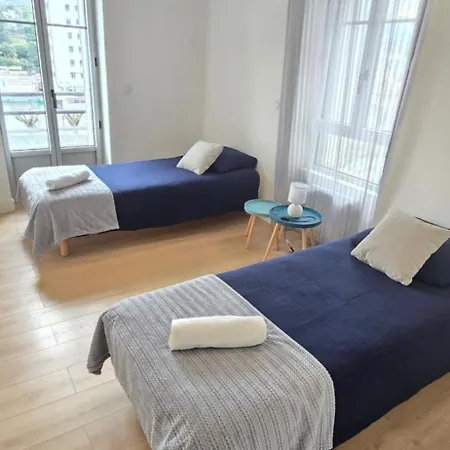 Le Charme Du Sanctuaire 8 Couchages 400m De La Grotte Apartment Lourdes