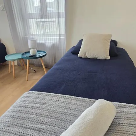 Le Charme Du Sanctuaire 8 Couchages 400m De La Grotte Lejlighed