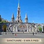 Le Charme Du Sanctuaire 8 Couchages 400m De La Grotte * 卢德